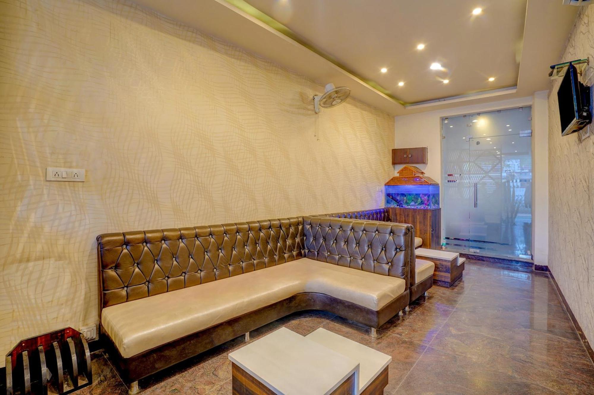 Super Hotel O Traveller Inn Lucknow Dış mekan fotoğraf